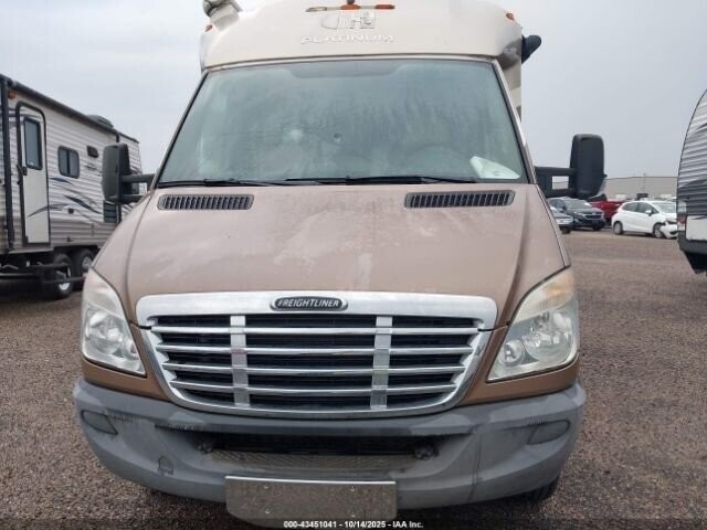2011 Gold COACH HOUSE PLATINUM II 24 1 XL --