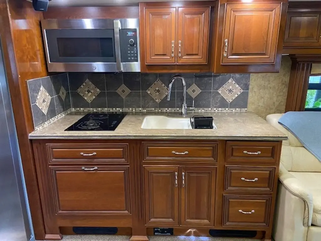 2013 American Coach American Eagle Class A Motorhome