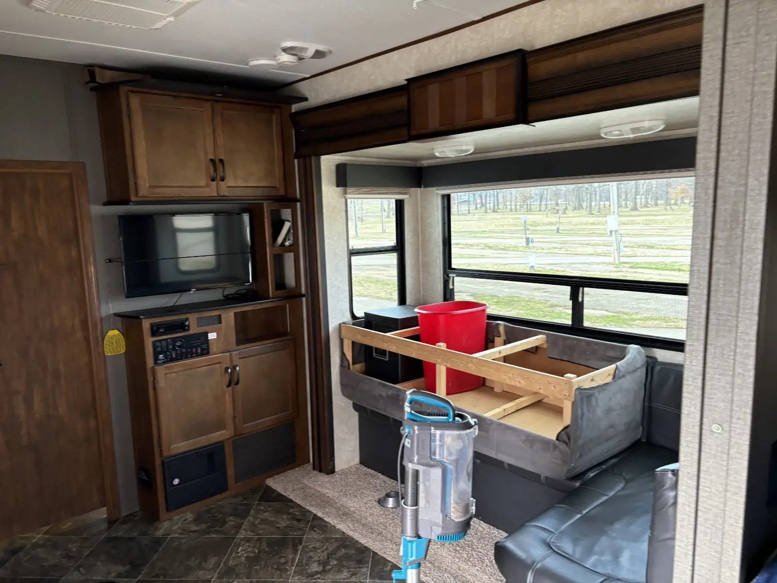 2014 keystone Carbon 27 Toy Hauler