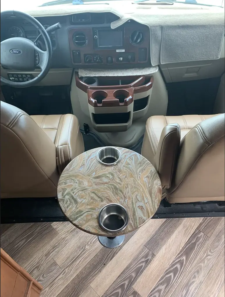 2015 Coachmen Concord Class C Motorhome