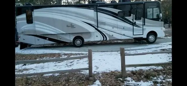 2015 Fleetwood Bounder Classic Motorized Class A