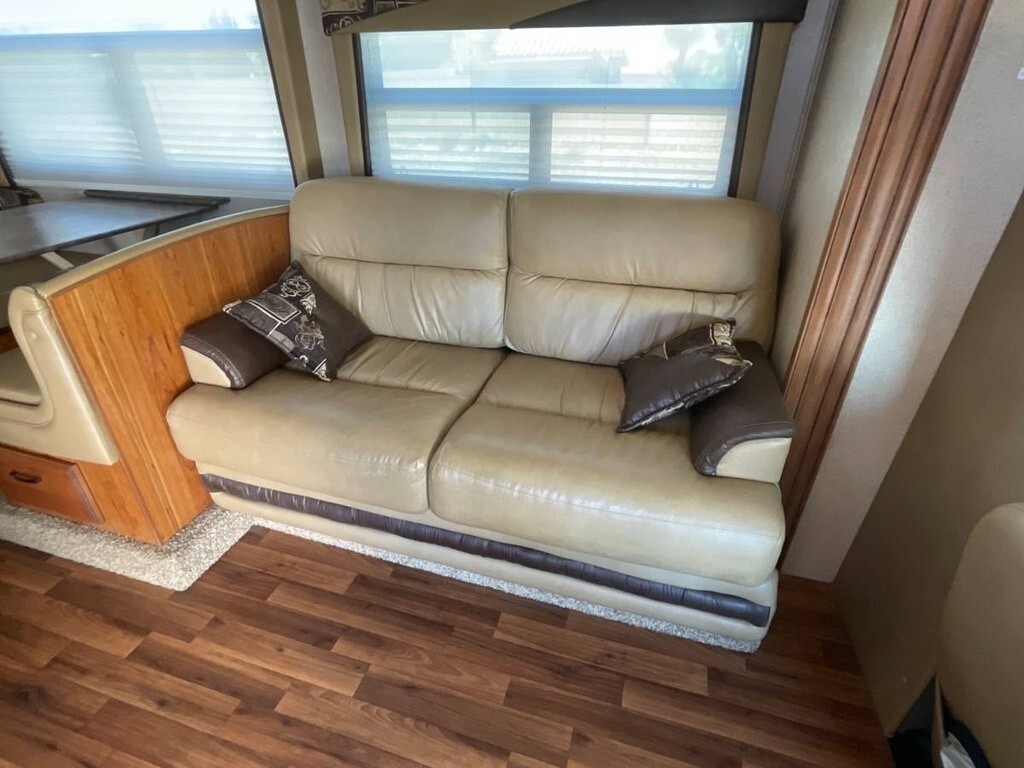 2015 Jayco Greyhawk Motorized Class C