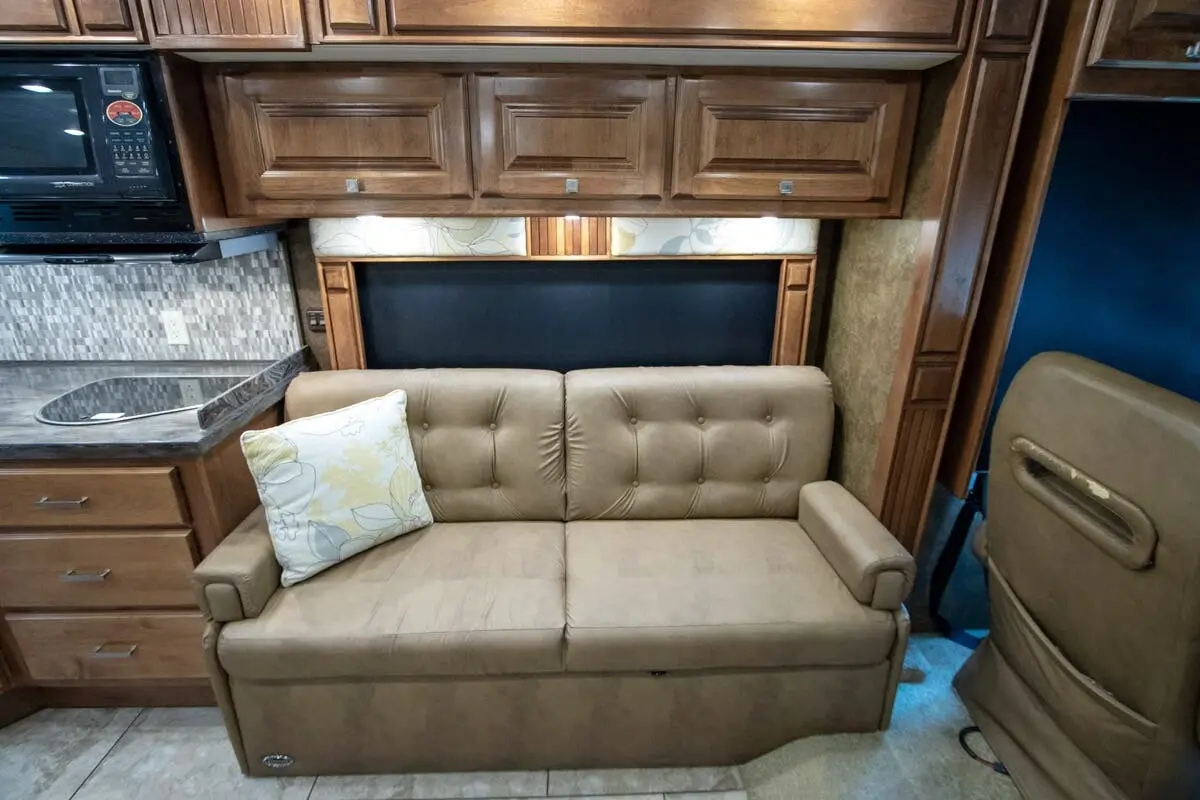 2015 Tiffin Motorhomes Allegro Breeze