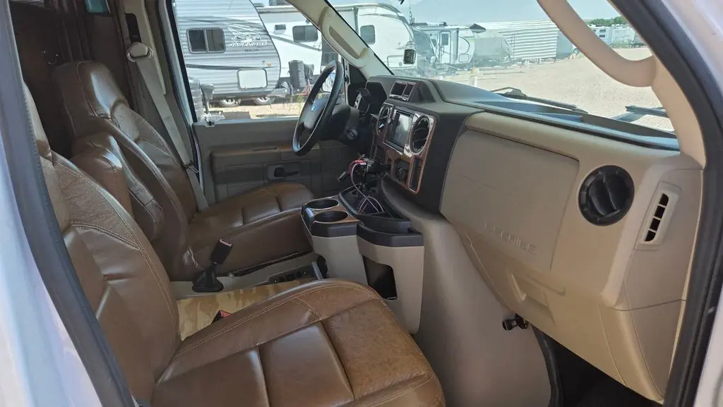 2016 Jayco Greyhawk Class C Motorhome