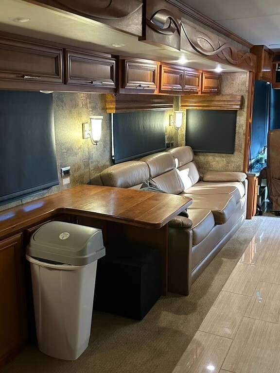 2017 Newmar Ventana Motorized Class A