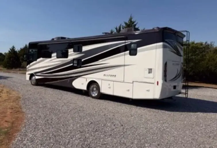 2017 Tiffin Motorhomes Allegro Motorized Class A