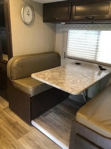 2018 Thor Motor Coach Freedom Elite Motorized Class C