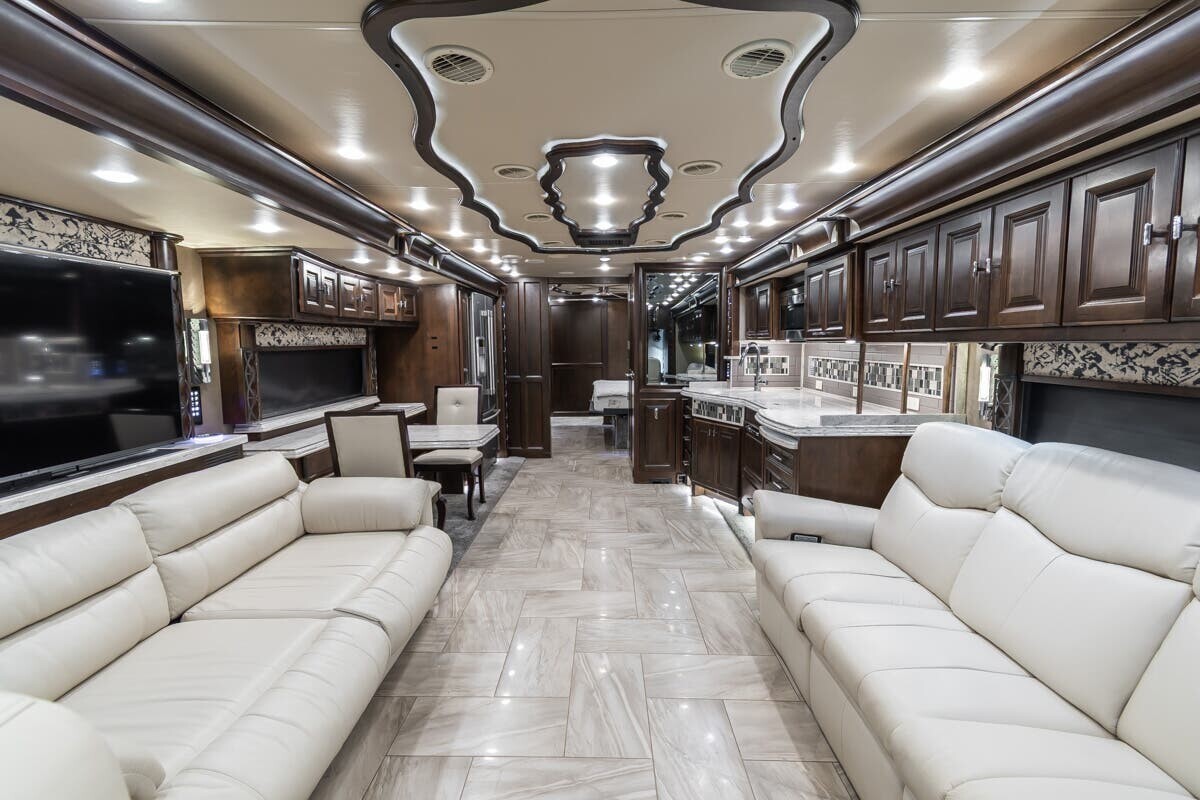 2018 Tiffin Motorhomes Allegro Bus