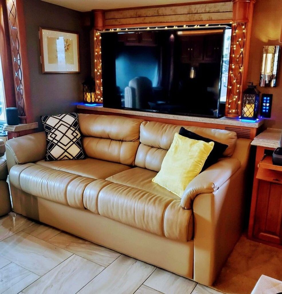 2018 Tiffin Motorhomes Allegro Bus Class A Motorhome