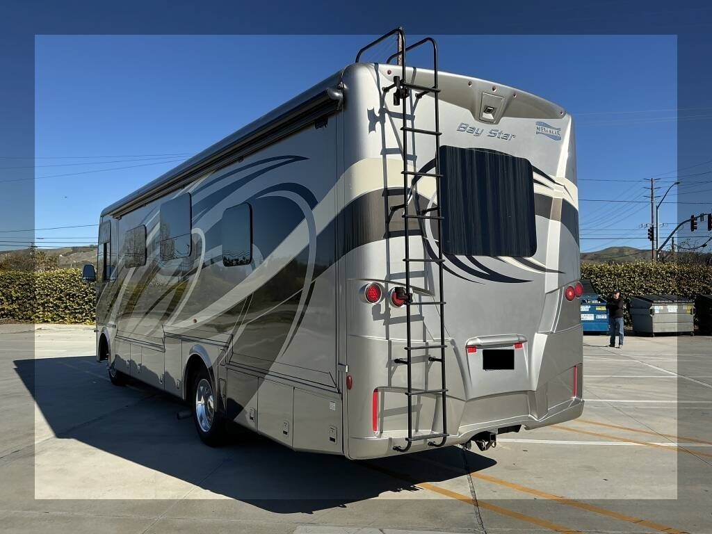 2019 Newmar BAY STAR 3124