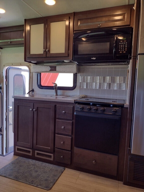 2019 Thor Motor Coach Windsport Motorized Class A