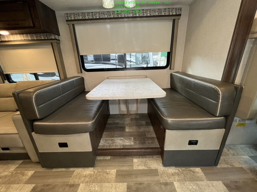 2020 Coachmen Mirada 32SS Motor Home