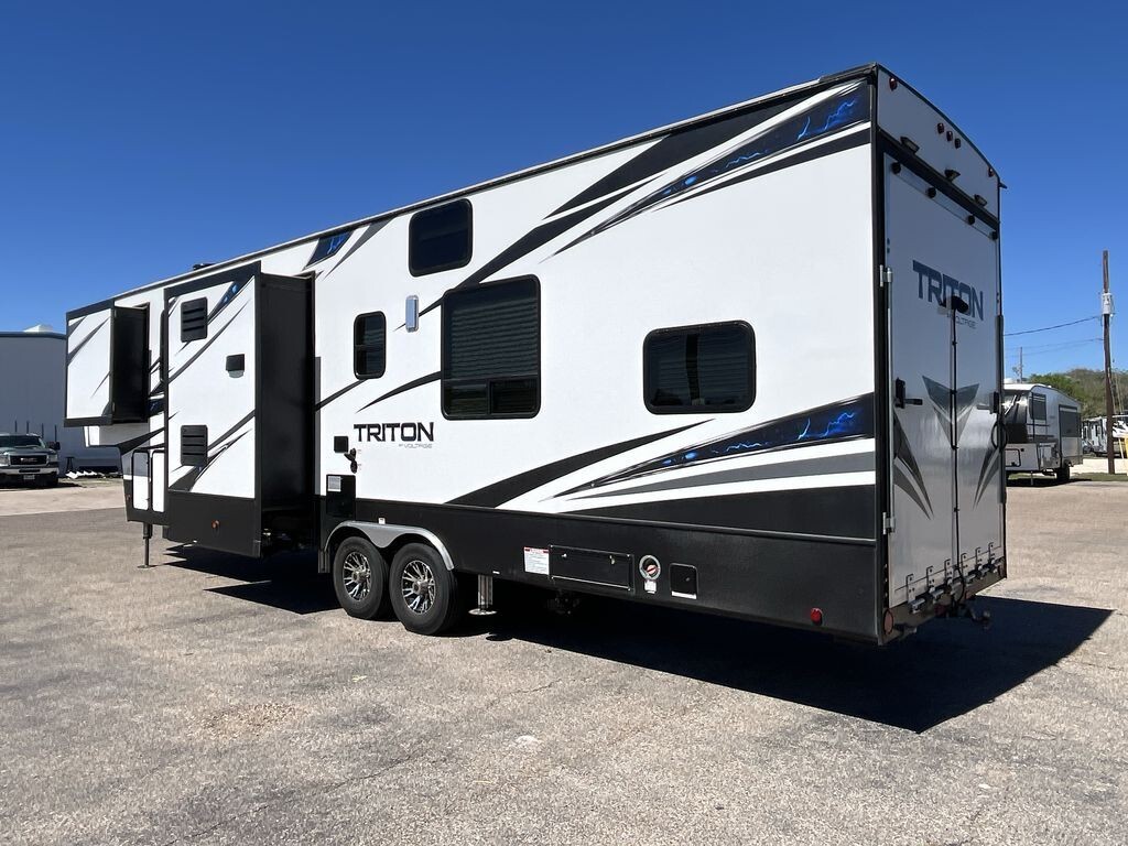 2020 Dutchmen Voltage Triton