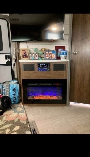 2020 Forest River Rockwood Ultra Lite Travel Trailer