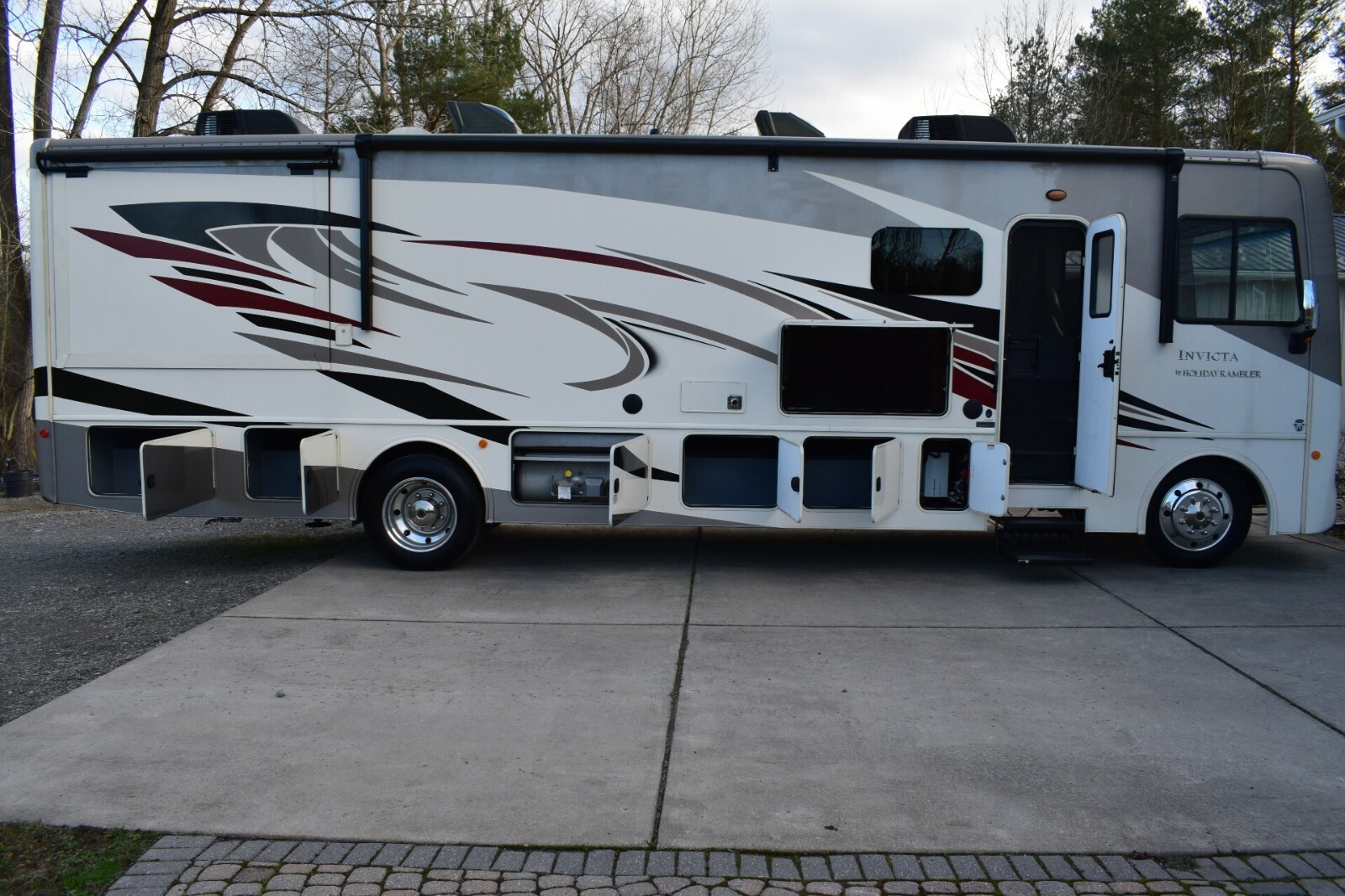 2020 Holiday Rambler