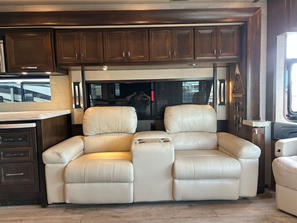 2020 Tiffin Motorhomes Allegro Bus Class A Motorhome