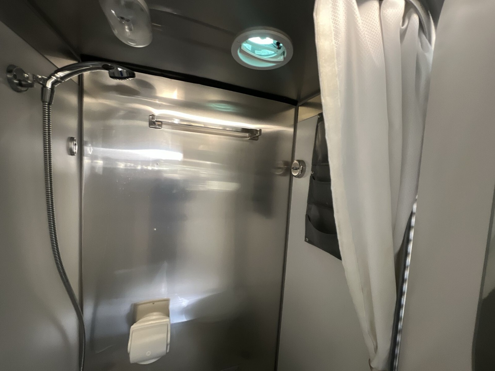 2021 Airstream 16 BASECAMP