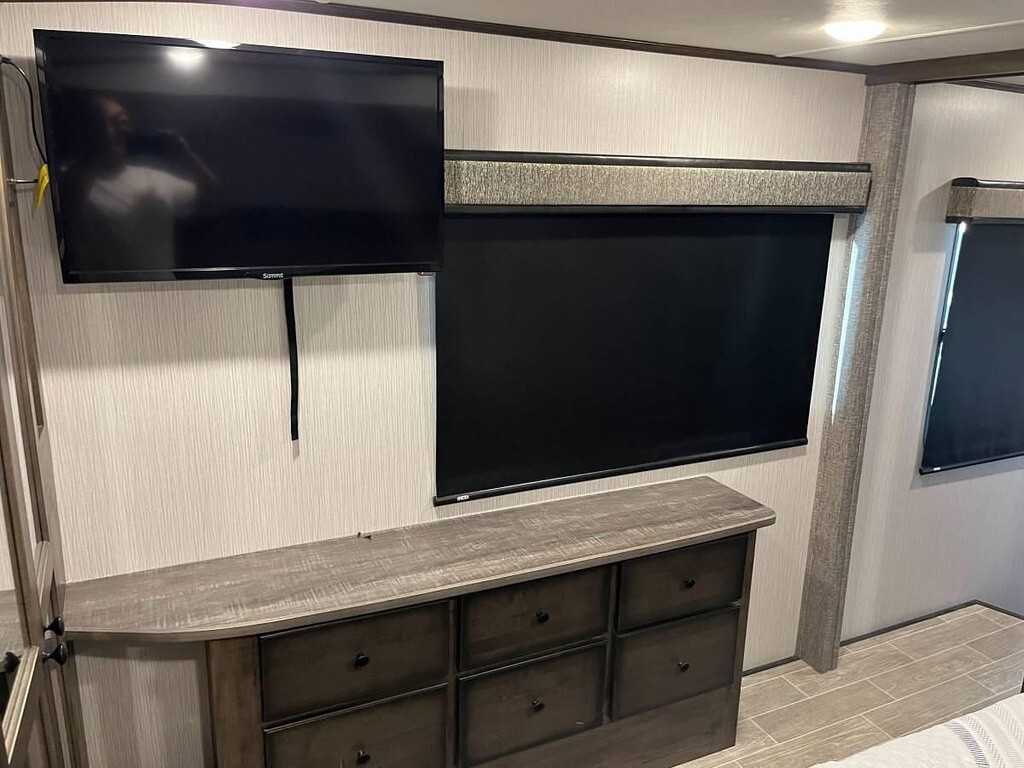 2021 Heartland Bighorn Traveler Fifth Wheel