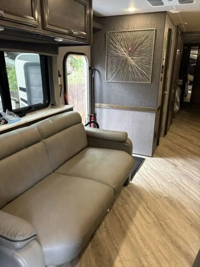 2021 Holiday Rambler Invicta Class A Motorhome