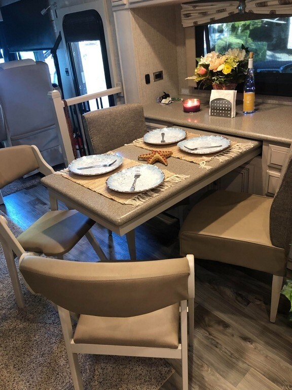 2021 Newmar Bay Star Motorized Class A