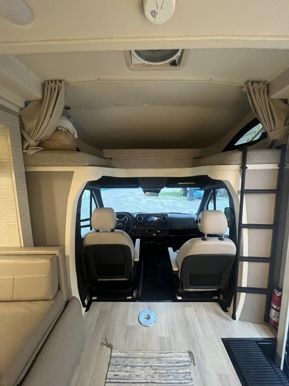 2021 Winnebago View Motorized Class C