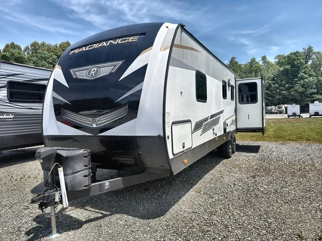 2022 Cruiser RV Radiance