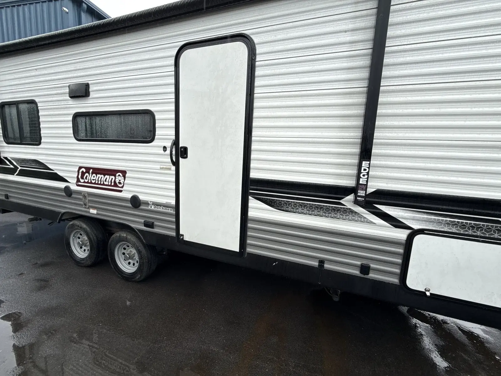2022 Dutchmen COLEMAN LANTERN SERIES