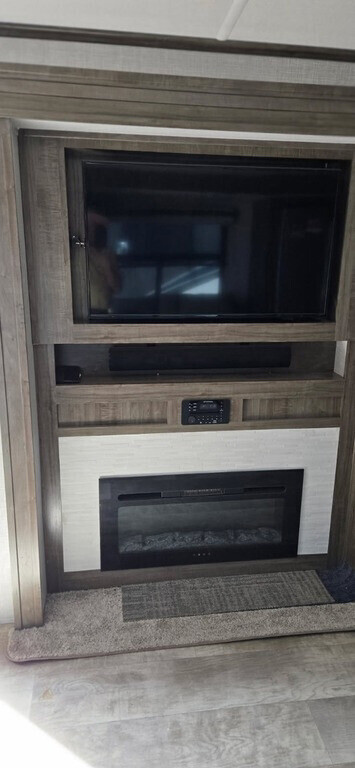 2022 Forest River Rockwood Signature Travel Trailer