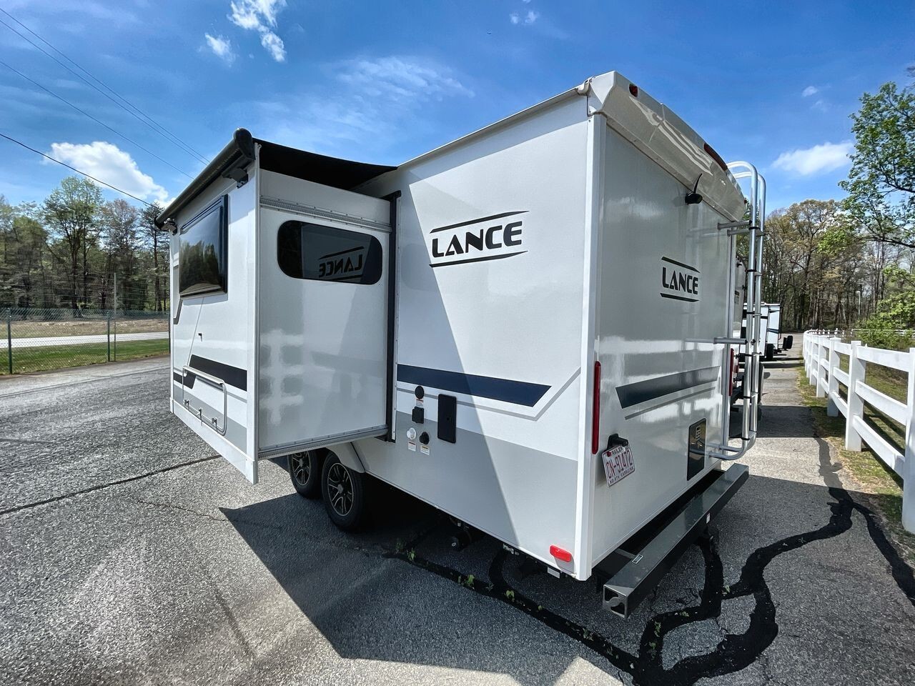 2022 Lance Lance Travel Trailer