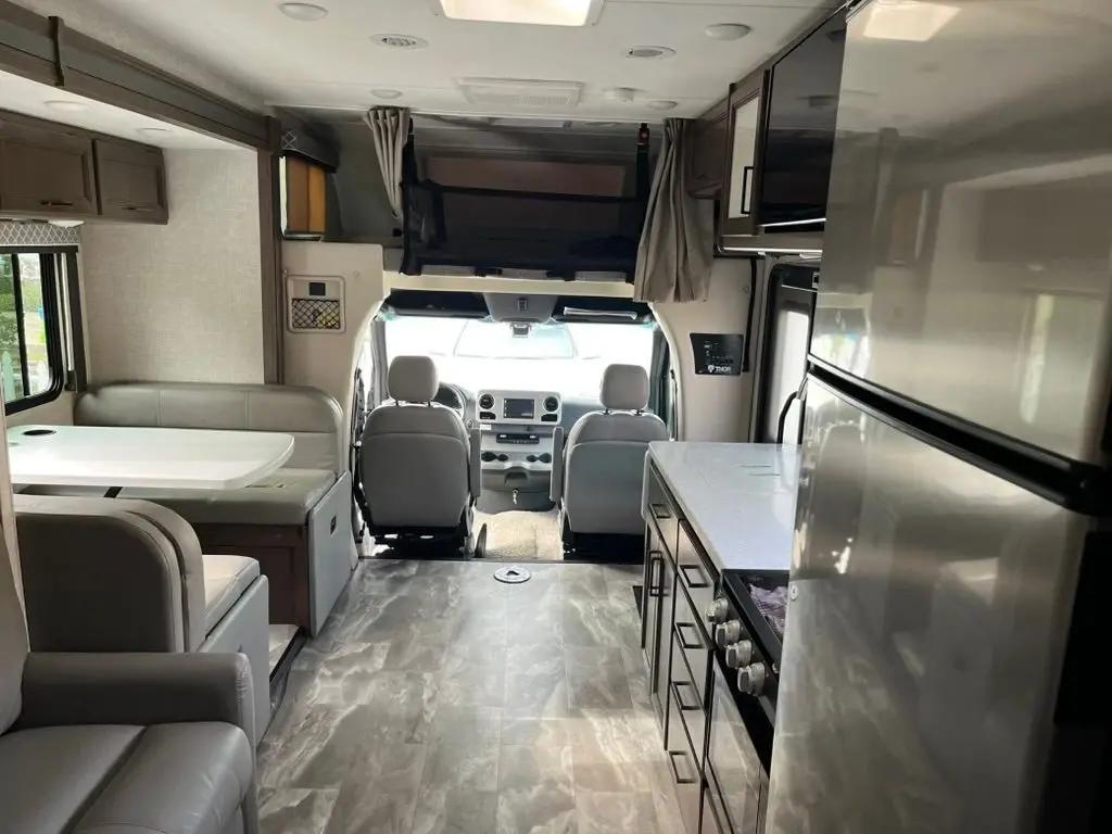 2022 Thor Motor Coach Quantum Sprinter Class C Motorhome