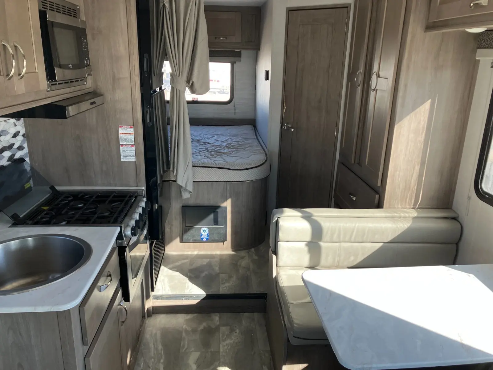 2023 Gulf Stream Conquest 6237LE
