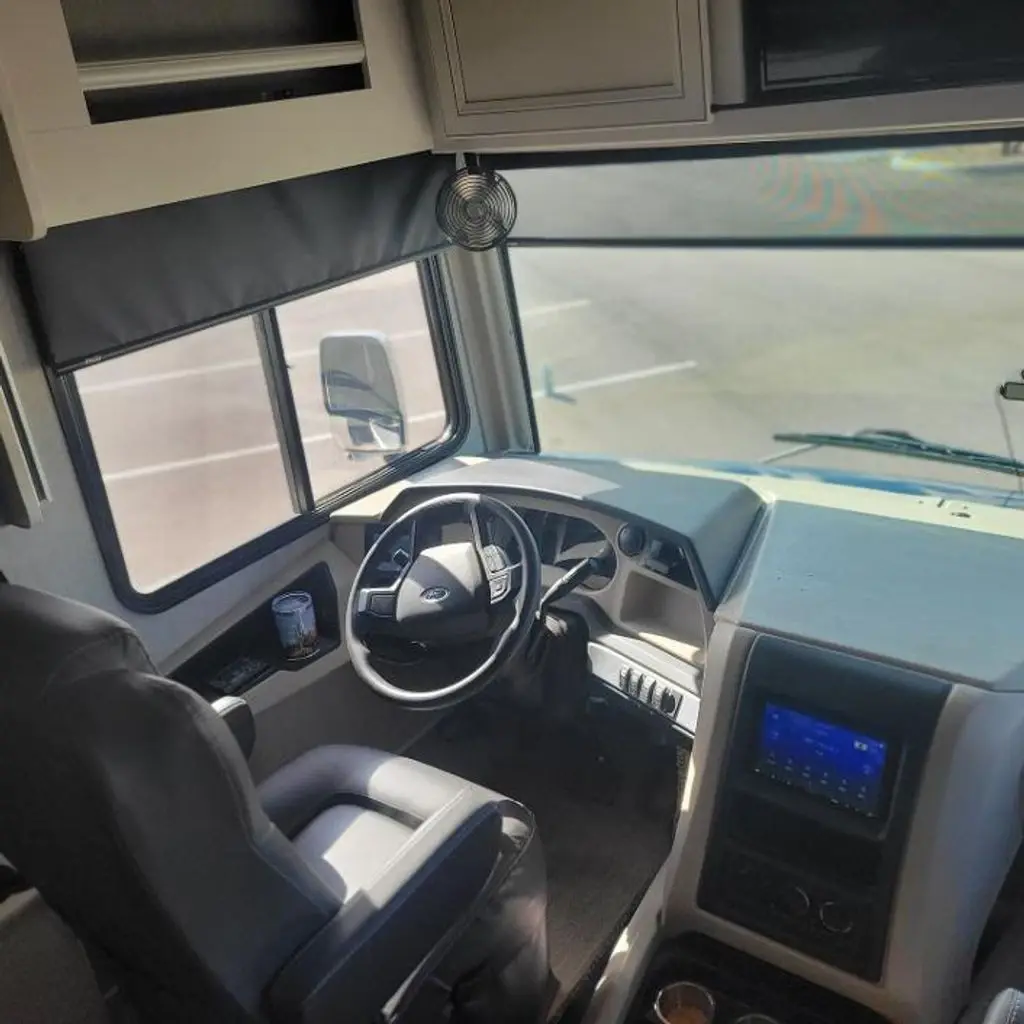 2023 Fleetwood Bounder Class A Motorhome