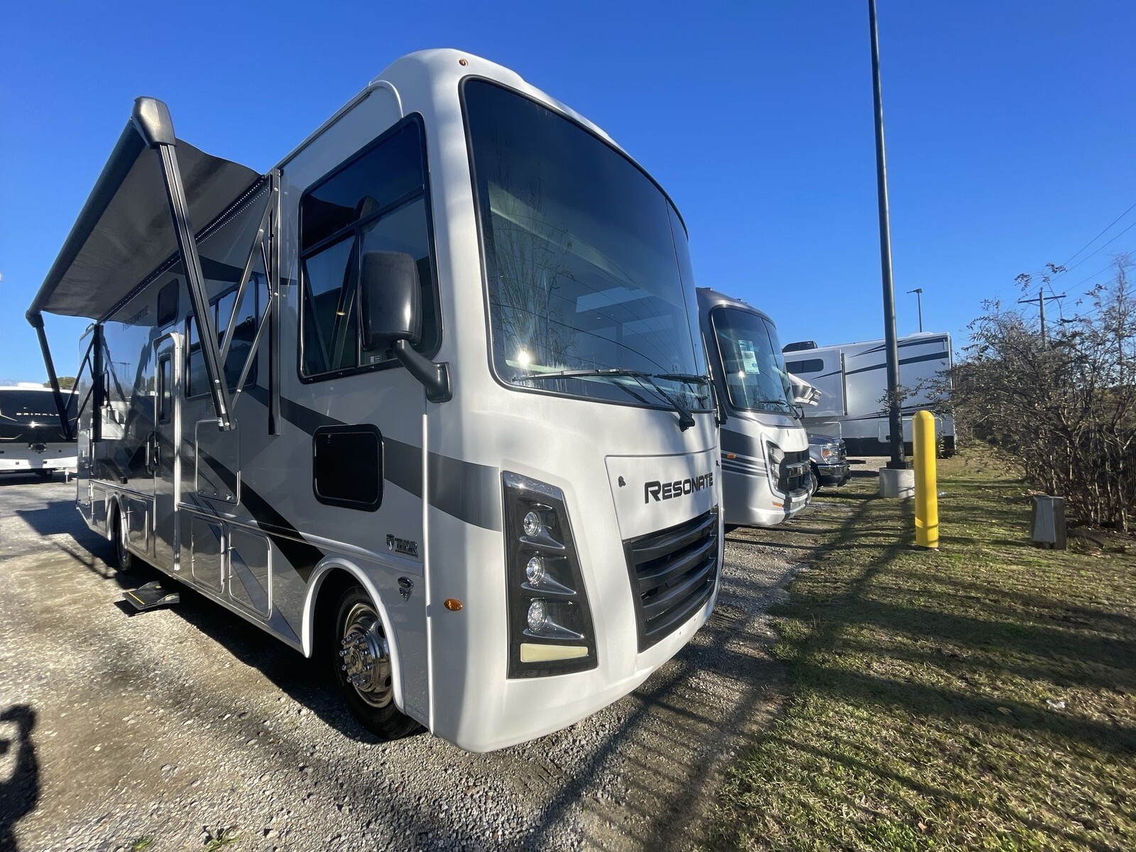 2023 Thor Motor Coach Resonate