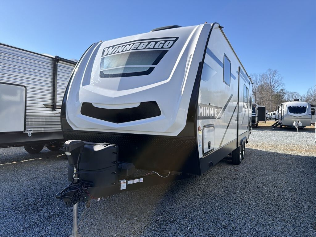2023 Winnebago Minnie