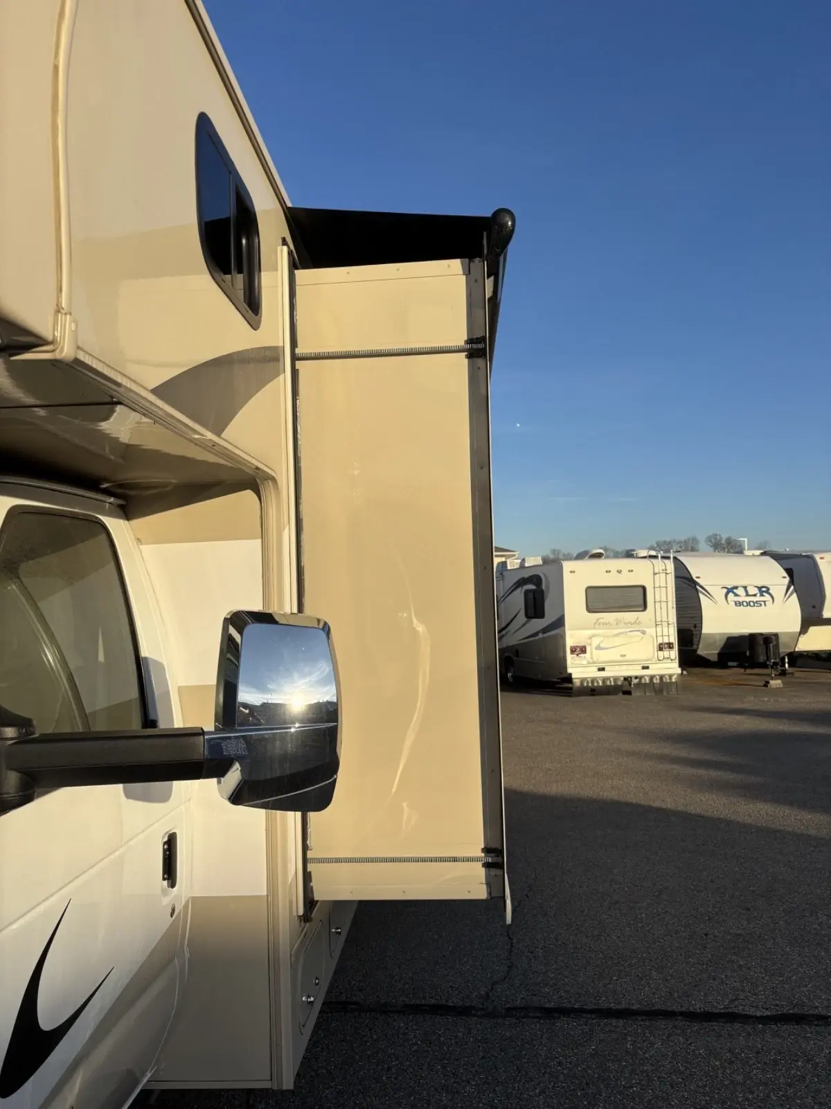 2023 Winnebago 31K RV Motorhome