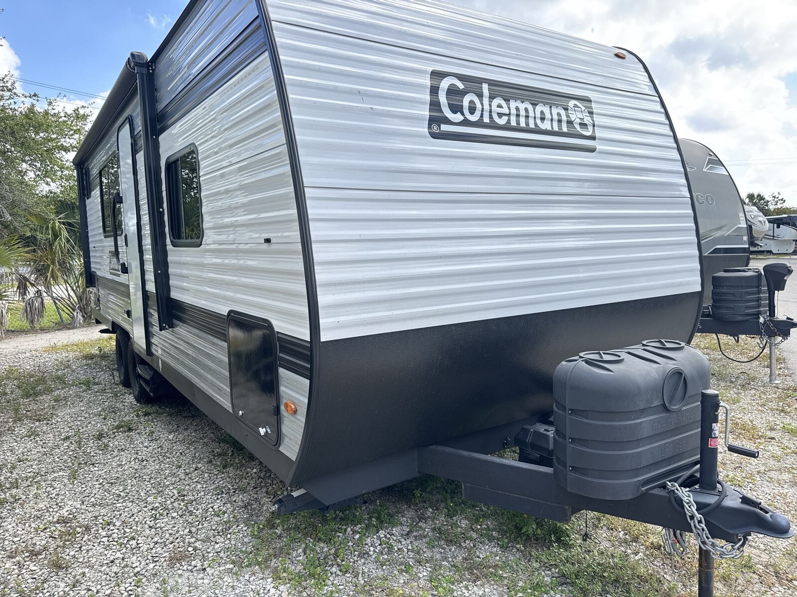 2024 Coleman LANTERN SERIES