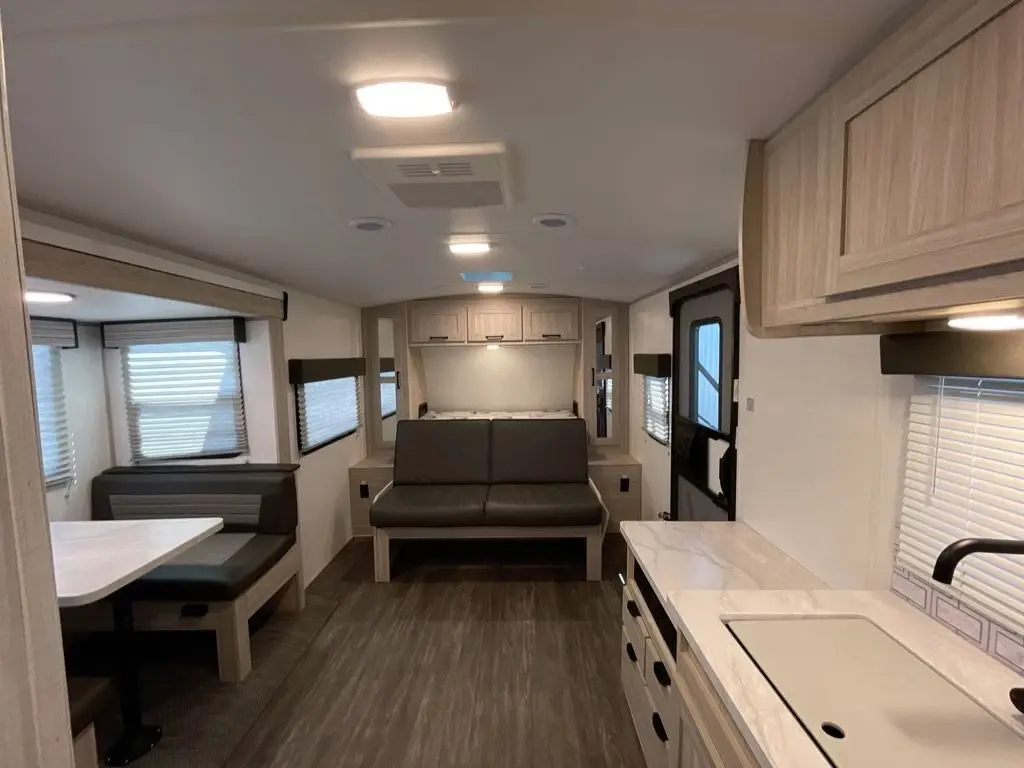 2024 Cruiser RV Shadow Cruiser