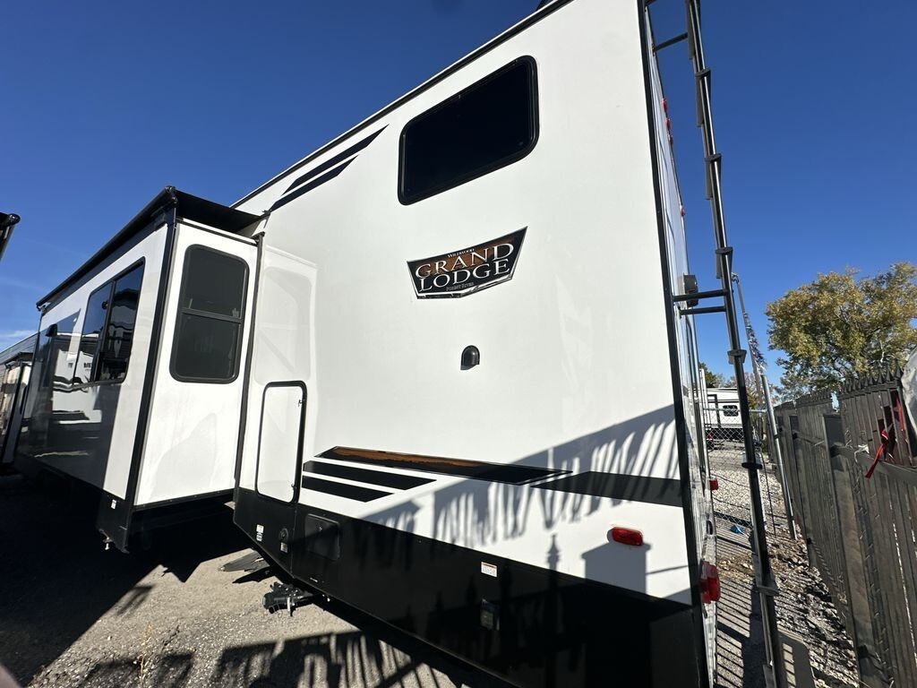 2024 Forest River Wildwood