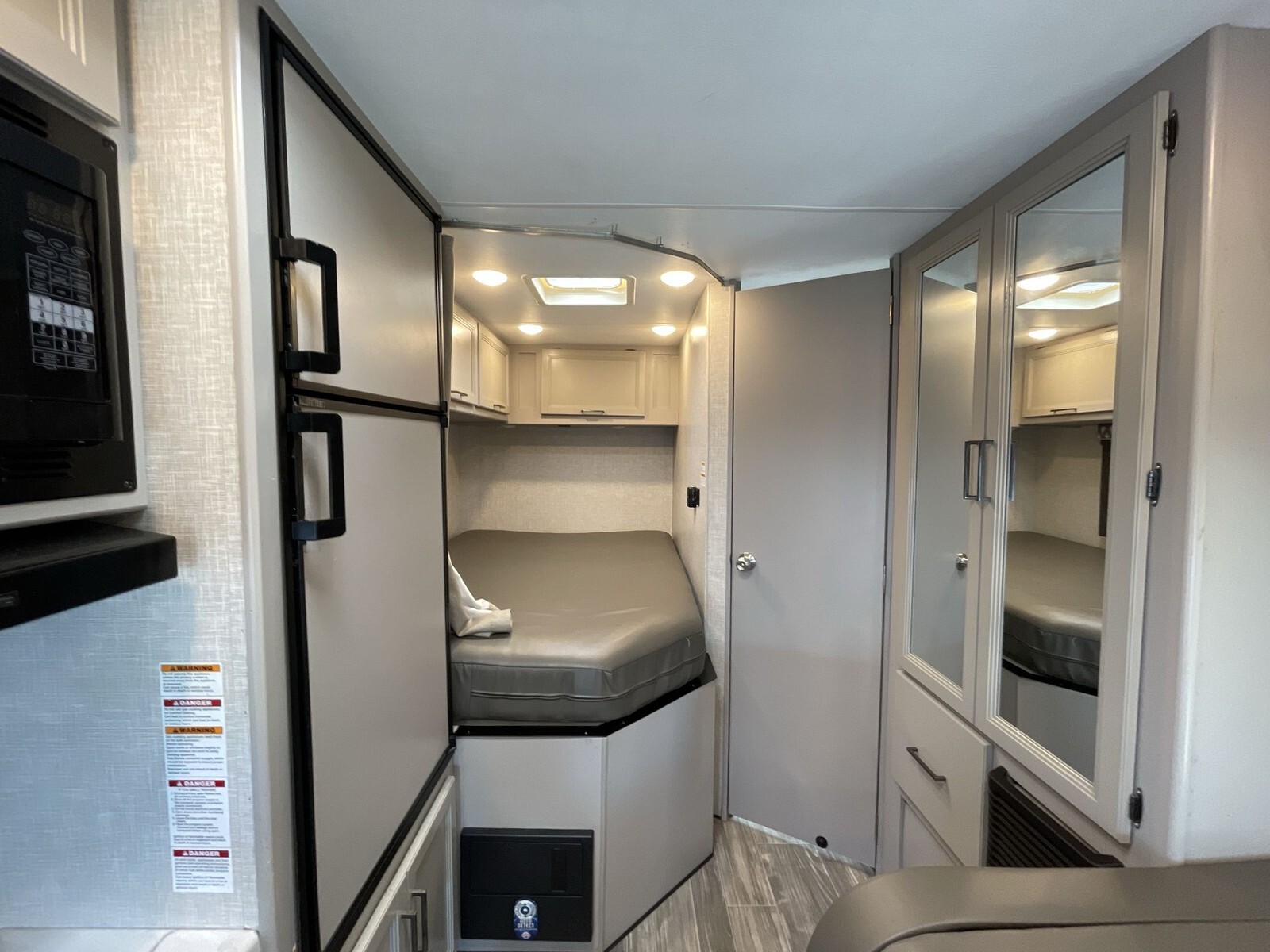 2024 Thor Motor Coach Four Winds