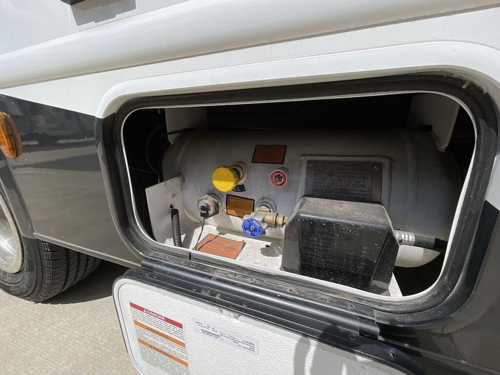 2025 Thor Motor Coach Four Winds