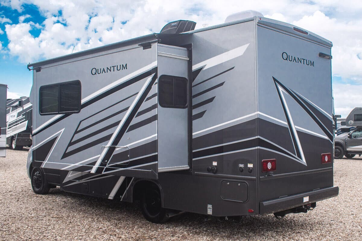 2026 Thor Motor Coach Quantum Sprinter