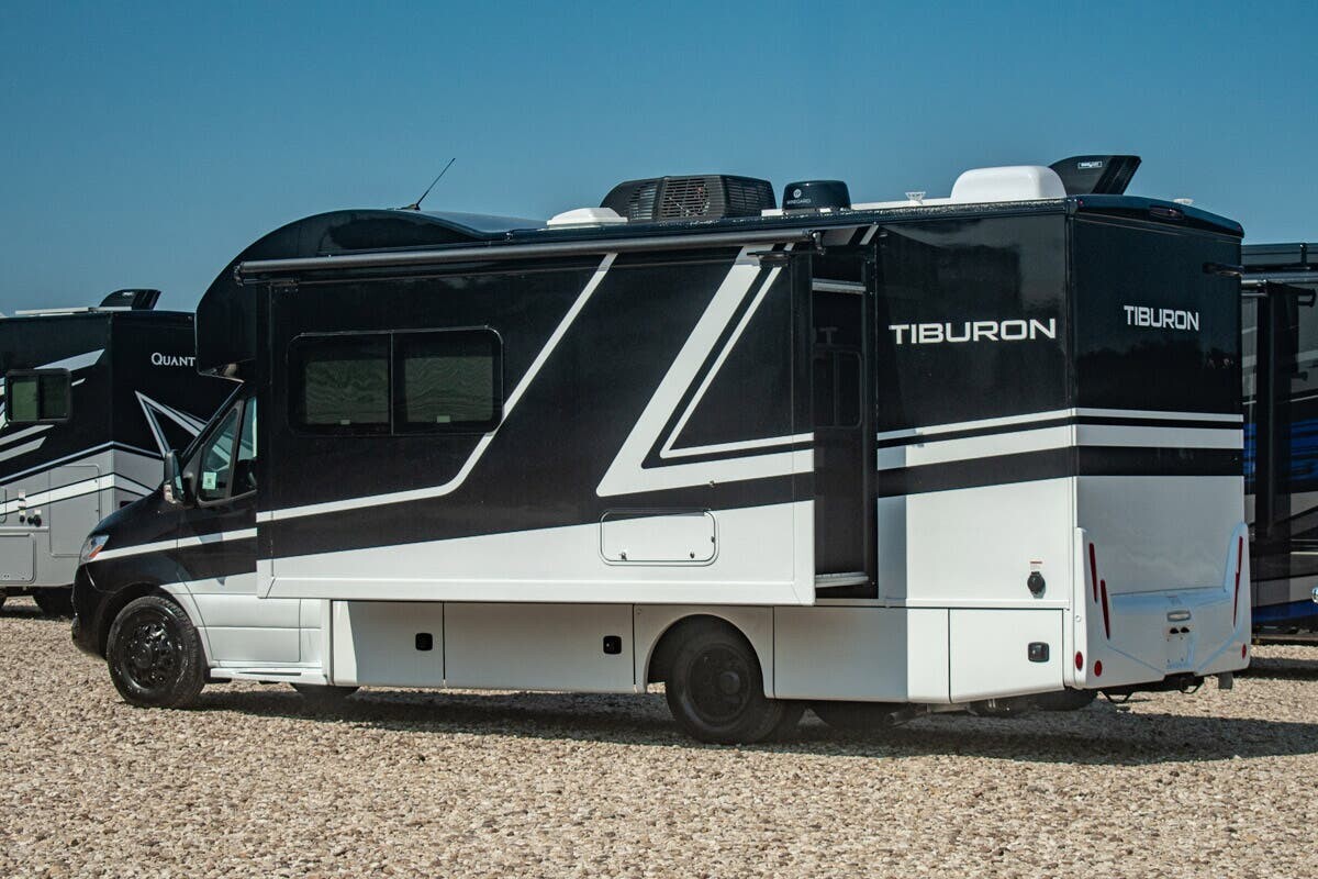 2026 Thor Motor Coach Tiburon