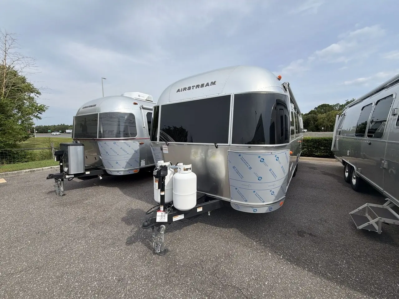 2027 Airstream International