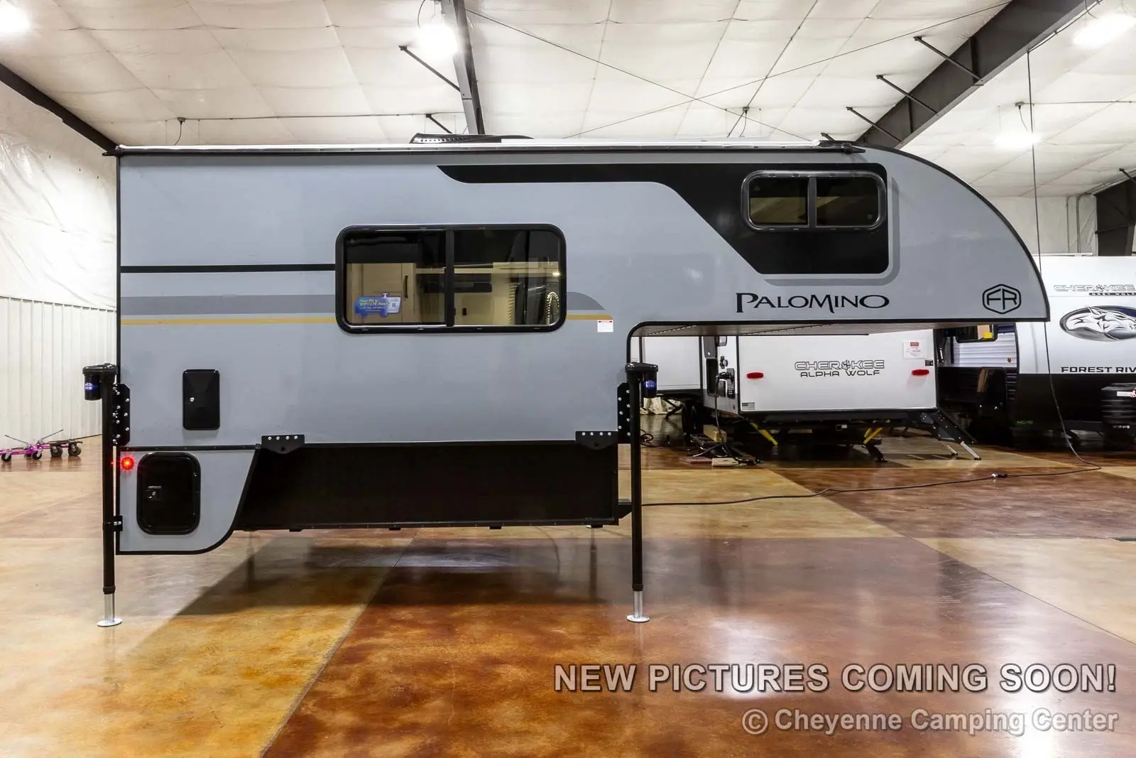 2027 Palomino BackPack HS-8801 Hard Side Truck Camper Truck camper