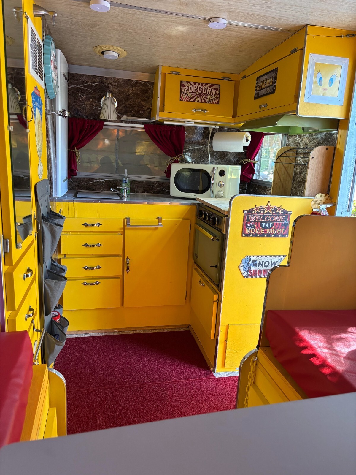 1969 Shasta LoFlyte, Front Kitchen Travel Trailer Camper