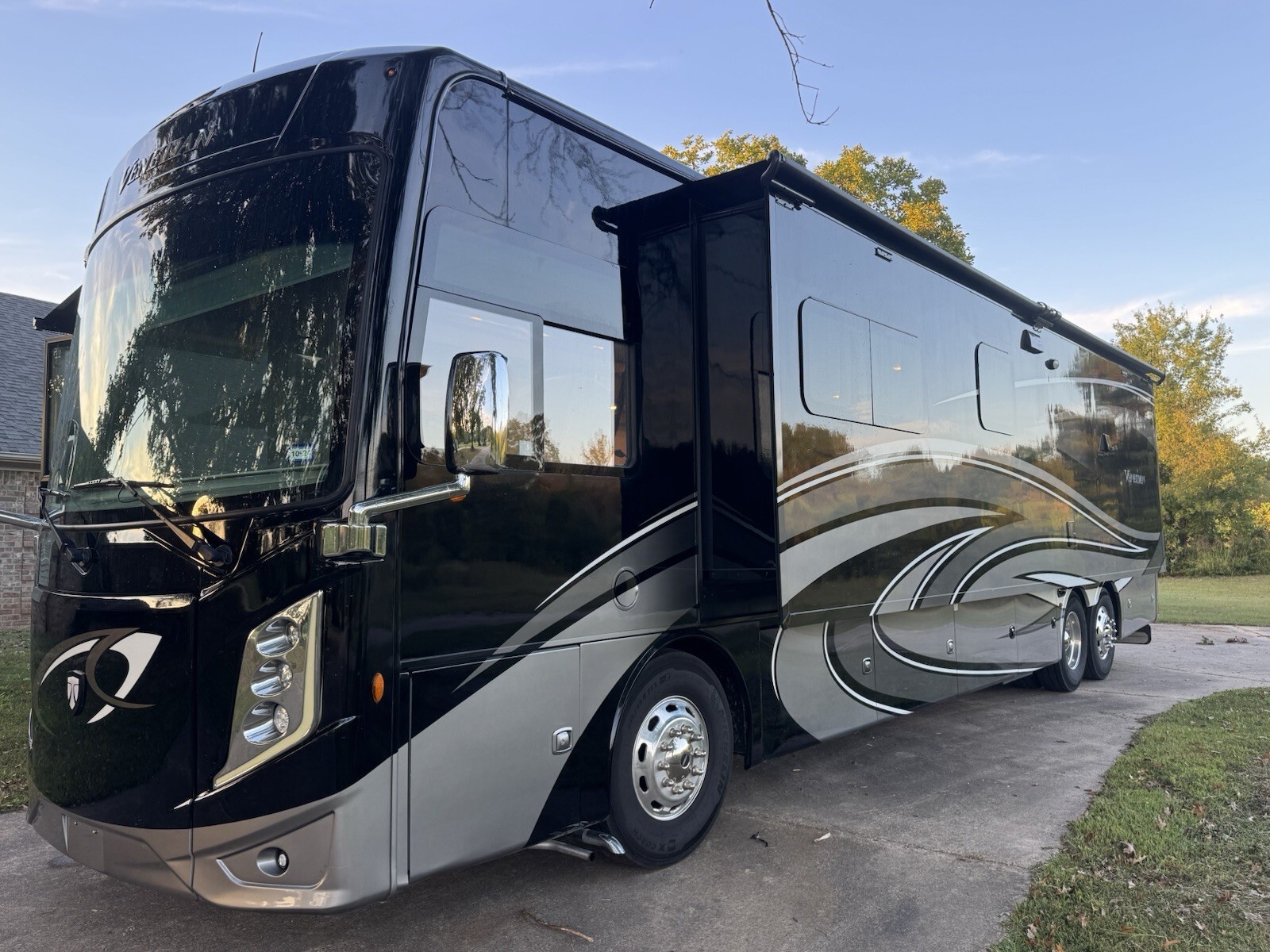 2022 Thor Thor Venician, F 42