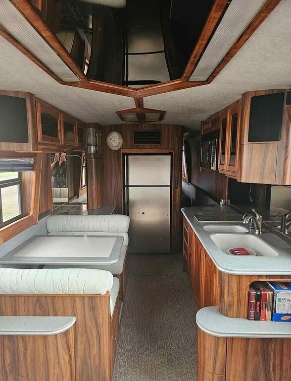 1990 Prevost Class A Motorhome Motorized Class A