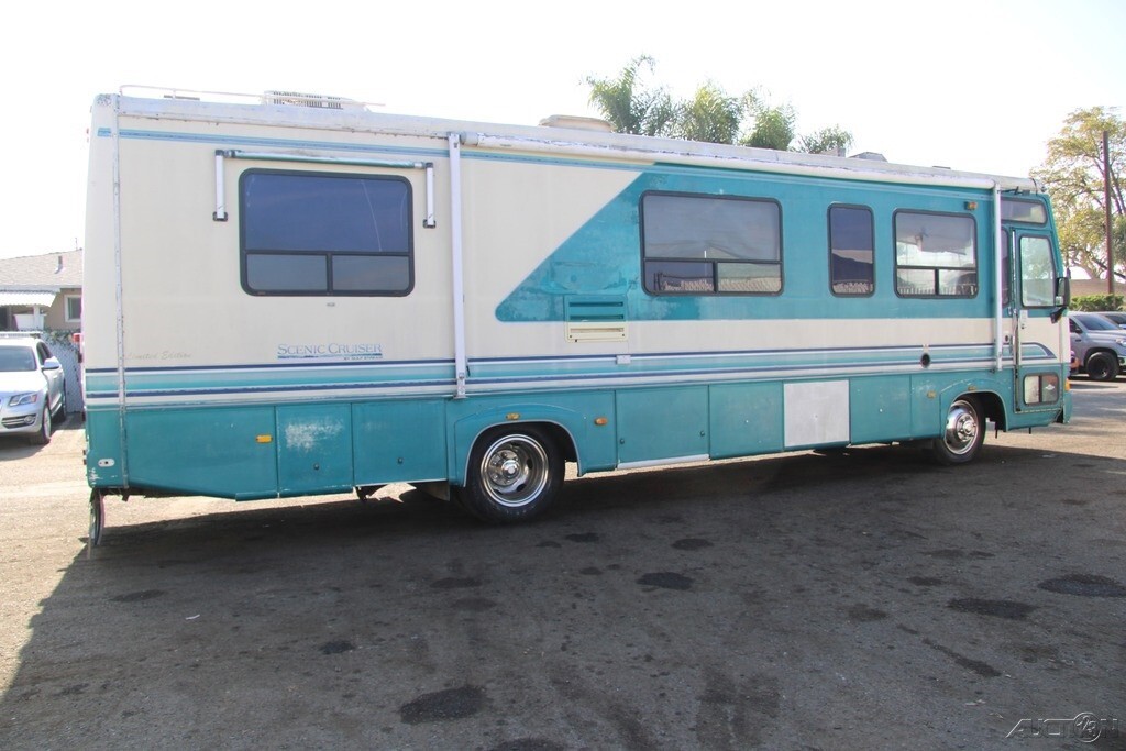 1993 Gulf Stream Scenic Cruiser Motorized Class C