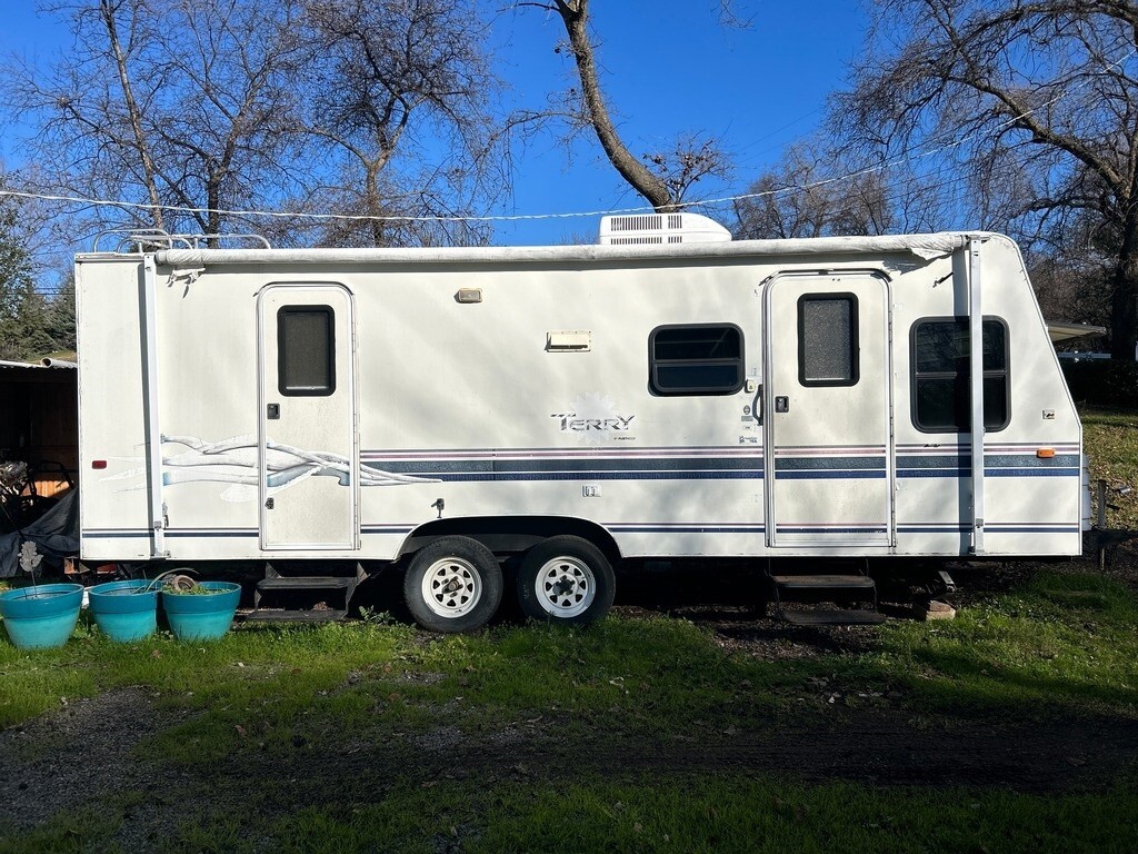 1998 Fleetwood Terry Travel Trailer