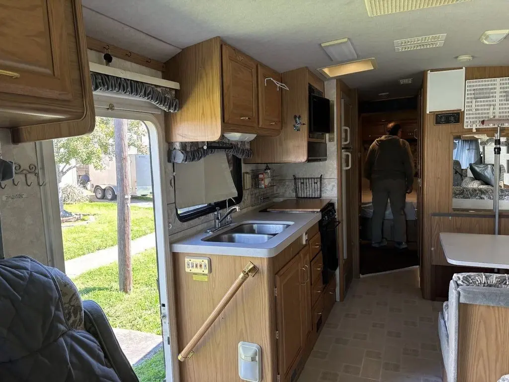 1999 Fleetwood Bounder Class A Motorhome